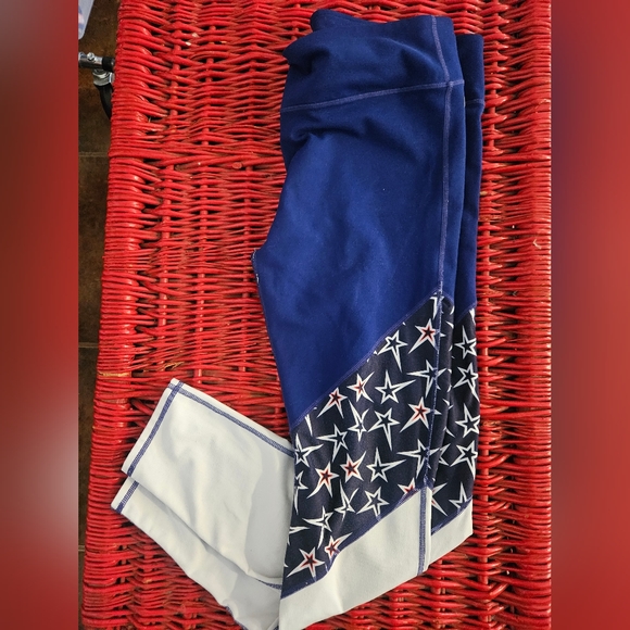 Women's Fabletics Leggings - Picture 1 of 1